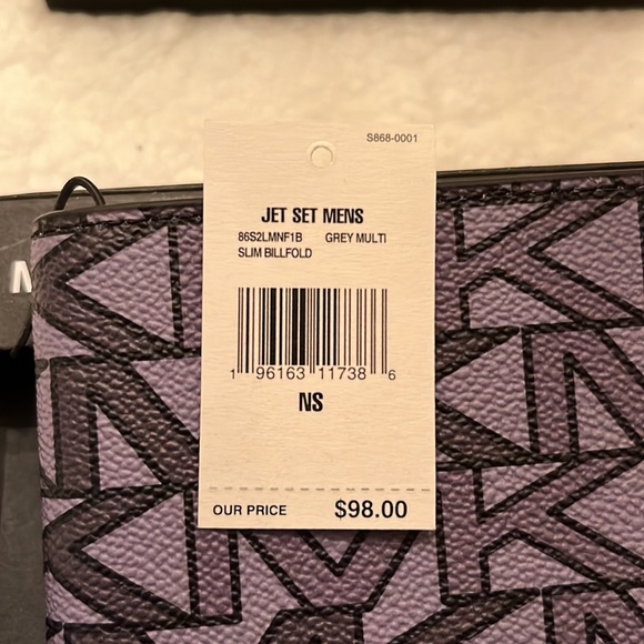 Michael Kors Slim Billfold - Picture 7 of 7